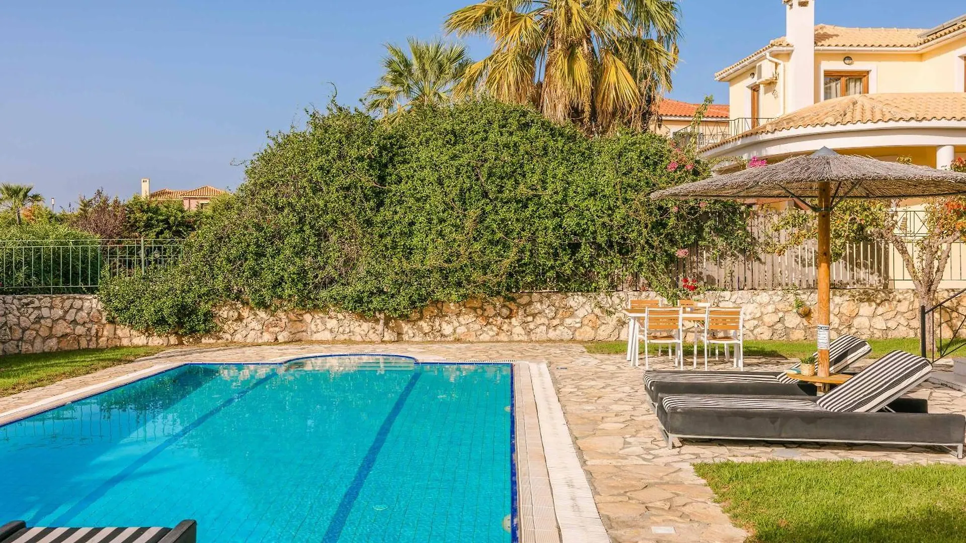 Villa Theodoros Svoronata