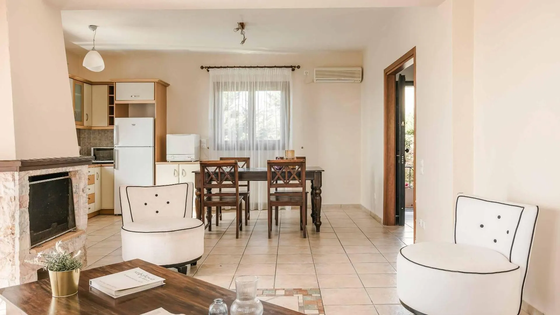 Villa Theodoros Svoronata