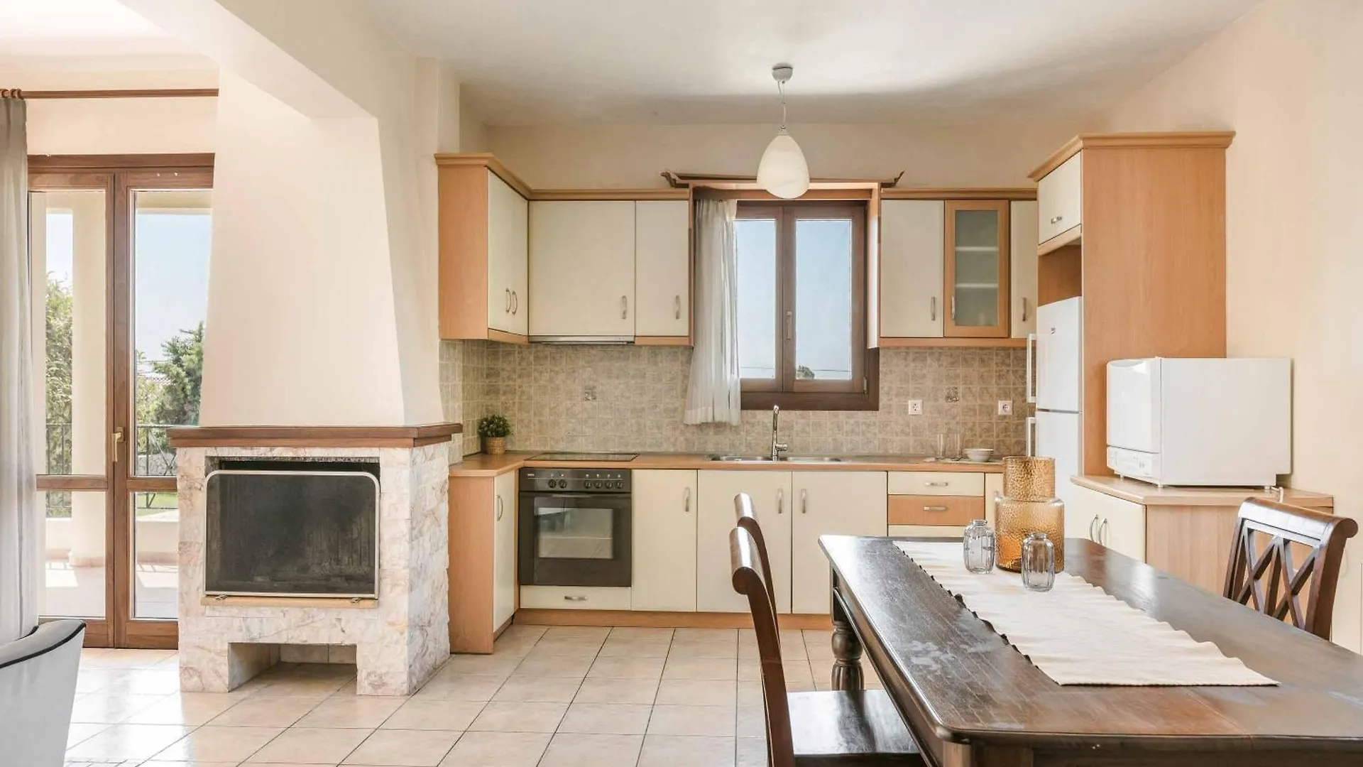 Villa Theodoros Svoronata